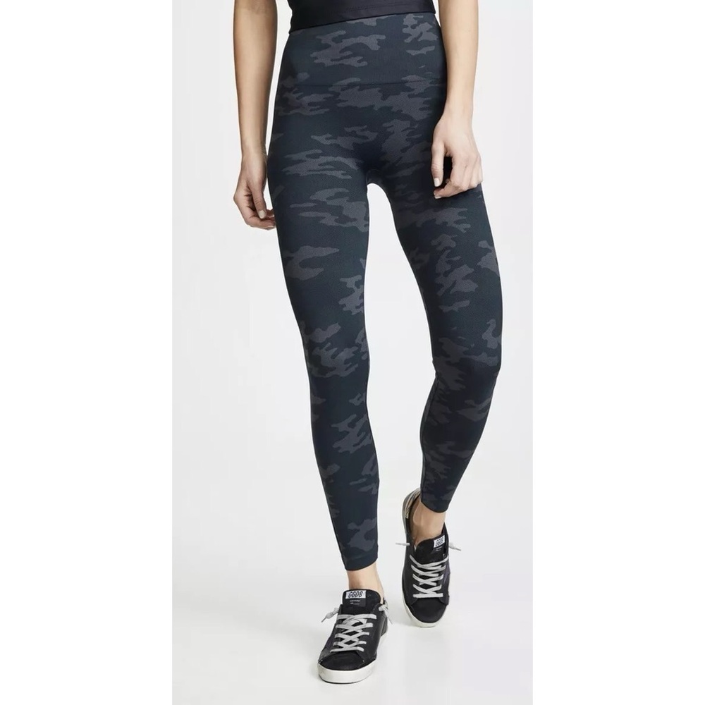 Spanx Black and Gray Camouflage Ecocare Seamless Leggings Size 1X NWT